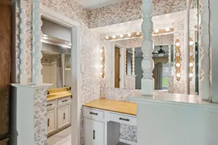 1324 Glenbrook Dr, Irving, TX 75061 - Photo 19