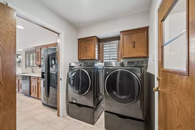 1324 Glenbrook Drive, Irving, TX 75061 - Photo 27