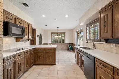 1324 Glenbrook Drive, Irving, TX 75061 - Photo 13