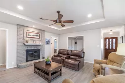 417 Sunnybrook Court, Bedford, TX 76021 - Photo 3