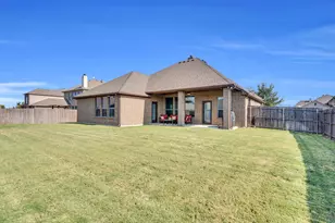 109 Thoroughbred St, Waxahachie, TX 75165 - Photo 11