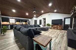 522 Crestwood Dr, Eastland, TX 76448 - Photo 7