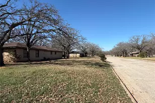 522 Crestwood Dr, Eastland, TX 76448 - Photo 5