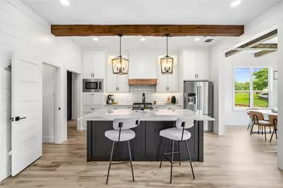 205 Oak Creek Drive, Tool, TX 75143 - Photo 11