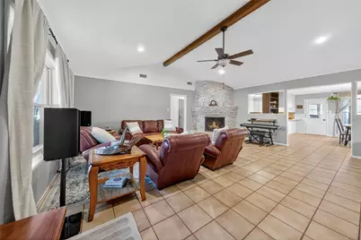 6828 Mandy Lane, Tyler, TX 75703 - Photo 11