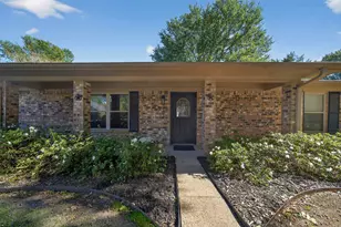 6828 Mandy Ln, Tyler, TX 75703 - Photo 3