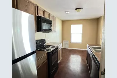 1608-1610 Albert Broadfoot Street, Bonham, TX 75418 - Photo 3