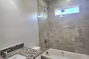 6152 Brocks Ln, Fort Worth, TX 76114 - Photo 5