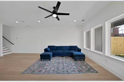 1407 Barry Avenue, Dallas, TX 75523 - Photo 9