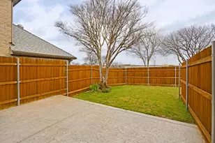 1352 Marken Ct, Carrollton, TX 75007 - Photo 21
