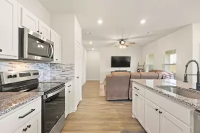 513 Jameson Street, Springtown, TX 76082 - Photo 7