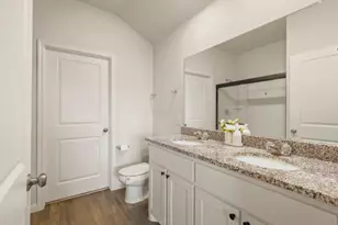 513 Jameson St, Springtown, TX 76082 - Photo 15