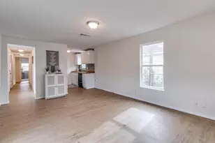 923 S 1st St, Sherman, TX 75090 - Photo 1