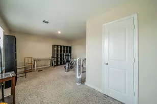 360 Ridgeland Oaks Dr, Fort Worth, TX 76120 - Photo 15