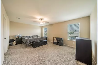 360 Ridgeland Oaks Drive, Fort Worth, TX 76120 - Photo 9