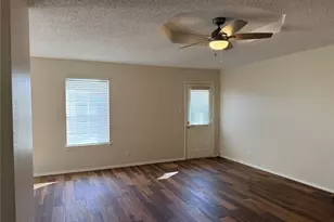 1620 May St, Denton, TX 76209 - Photo 5