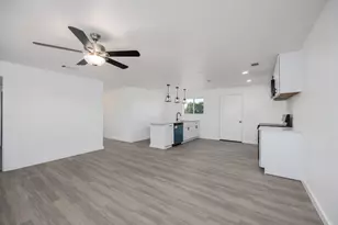 147 Western Lake Dr, Weatherford, TX 76087 - Photo 1