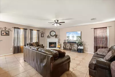 941 Honey Locust Lane, Crowley, TX 76036 - Photo 7