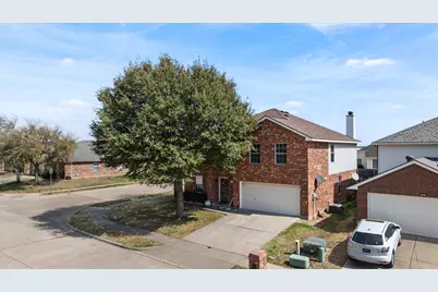 941 Honey Locust Lane, Crowley, TX 76036 - Photo 35