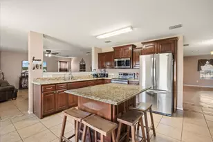 941 Honey Locust Ln, Crowley, TX 76036 - Photo 11