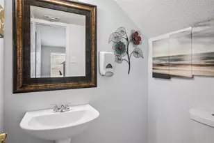 2725 Hidden Springs Dr, Mesquite, TX 75181 - Photo 15