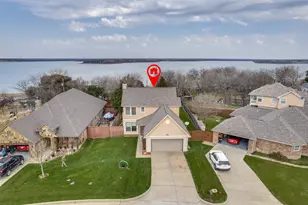 604 Hillside Cir, Little Elm, TX 75068 - Photo 1