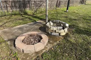 1716 Sheppard St, Waco, TX 76711 - Photo 9