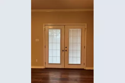 6918 Sayle St, Greenville, TX 75402 - Photo 5