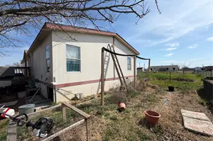 240 Paint Ct, Stephenville, TX 76401 - Photo 19