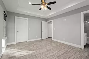 1319 W Gandy St, Denison, TX 75020 - Photo 13