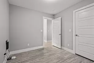 1319 W Gandy St, Denison, TX 75020 - Photo 21