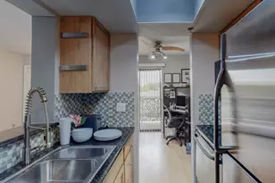 5916 Gaston Ave, Dallas, TX 75214 - Photo 9