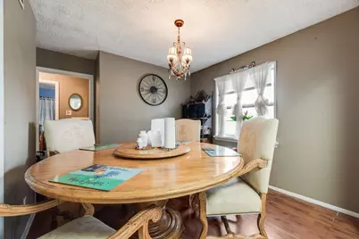 106 W Vista Drive, Garland, TX 75041 - Photo 9