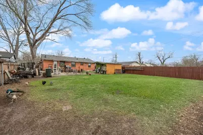 106 W Vista Drive, Garland, TX 75041 - Photo 23