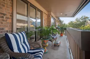 10716 Park Village Pl, Dallas, TX 75230 - Photo 15