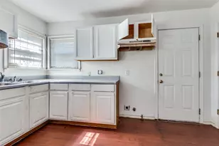 2218 Kathleen Ave, Dallas, TX 75216 - Photo 23