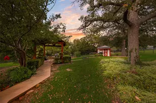 2816 Guardian Ct, Flower Mound, TX 75022 - Photo 37