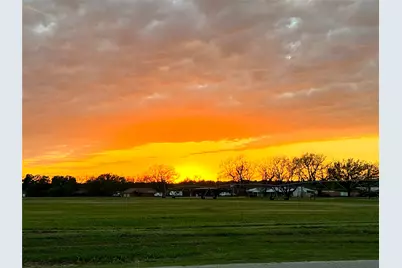 1812 Long Creek Court, Granbury, TX 76049 - Photo 35