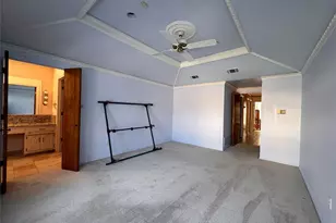 1030 Clinton St, Carrollton, TX 75007 - Photo 23