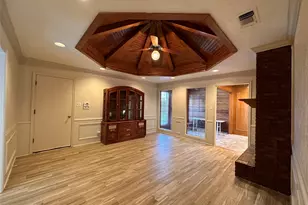 1030 Clinton St, Carrollton, TX 75007 - Photo 15