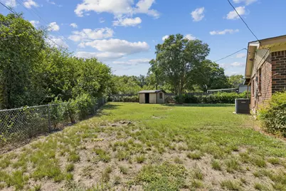 2124 Stonehenge Drive, Garland, TX 75041 - Photo 23