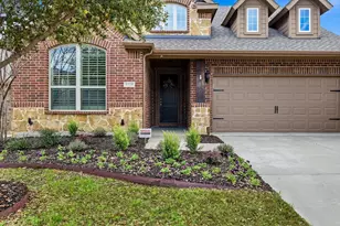 9728 Bitterroot Dr, Little Elm, TX 75068 - Photo 3