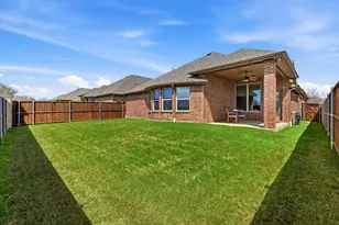 9728 Bitterroot Dr, Little Elm, TX 75068 - Photo 31