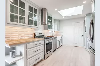 8807 Graywood Drive, Dallas, TX 75243 - Photo 9