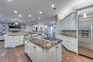 805 Huntington Ct, Southlake, TX 76092 - Photo 7
