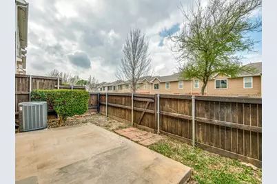 8735 Manhattan Avenue, Plano, TX 75024 - Photo 11