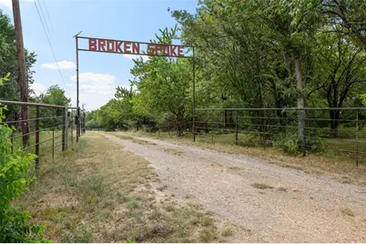 1579 County Road 3365, Ladonia, TX 75449 - Photo 11