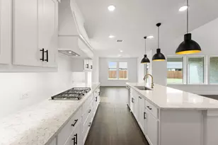 703 Iris Cir, Mansfield, TX 76063 - Photo 21