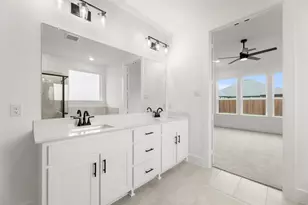 703 Iris Cir, Mansfield, TX 76063 - Photo 33