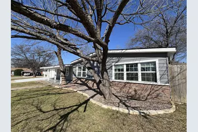 3332 Katrine Street, Haltom City, TX 76117 - Photo 3